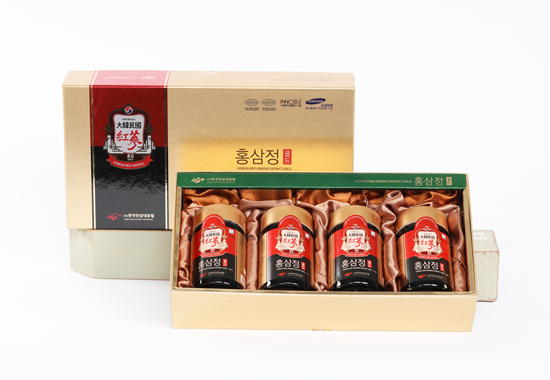 Quà Sang Trọng Cao hồng sâm Korean Red Ginseng Extract Gold 4 lọ